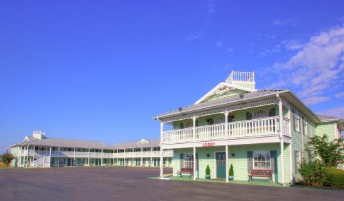 Robinsonville Hotel | Pet-Friendly Retreat at Key West Inn - Tunica Resort