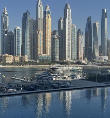 Dubai Marina Apartment | KeyRock - Dubai Marina Stay with Pool & Gym