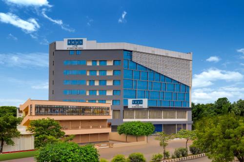 Vadodara Hotel | Relax at Rester Select Vadodara with Complimentary Breakfast