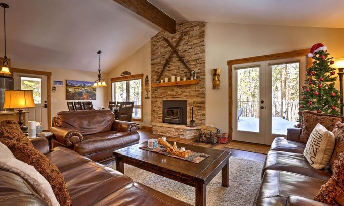 Keystone House | Experience the Keystone Home on Snake River with Hot Tub
