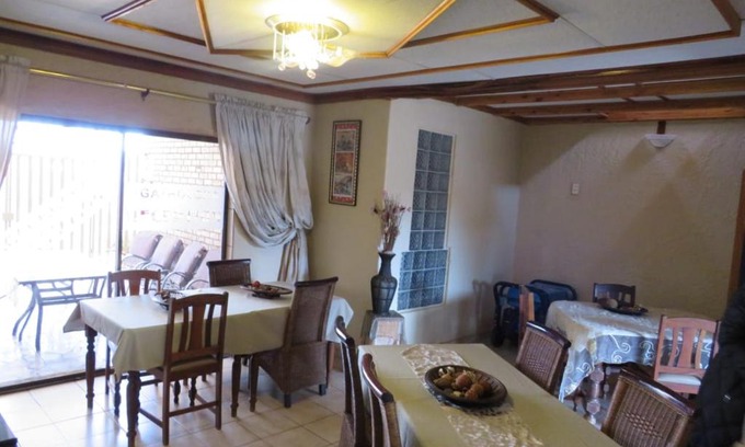 Alabama Bed & Breakfast | Welcoming Kgatholoha Guest House with Family-Friendly Amenities
