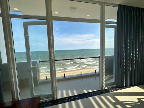 Dat Do Hotel | Discover Comfort at Khách Sạn A68 with Ocean Views