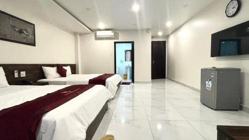 Tam Nong Hotel | Budget-Friendly Stays at Khách sạn Bảo Linh with Breakfast