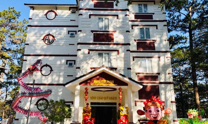 Kon Plong Hotel | Relax at Khách sạn Hưng Việt in Beautiful Măng Đen