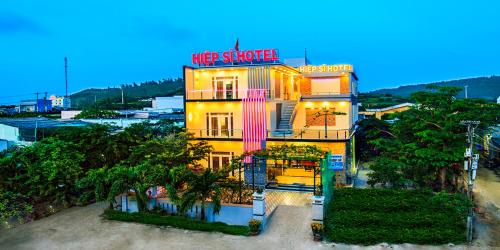 Ly Son Hotel | Enjoy Oceanfront Bliss at Khách Sạn Hiệp Sĩ Lý Sơn
