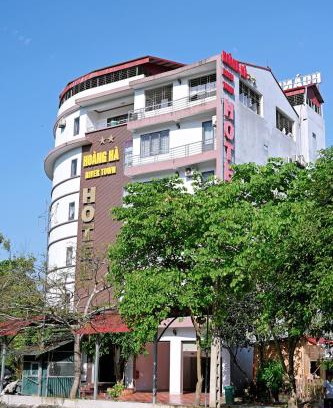 Yen Bai Hotel | Pet-Friendly Khách sạn Hoàng Hà River Town with Breakfast