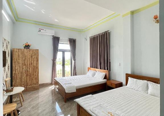 Dak Glong Hotel | Pet-Friendly Stay at KHÁCH SẠN HOÀNG QUANG - 8/10 Rated