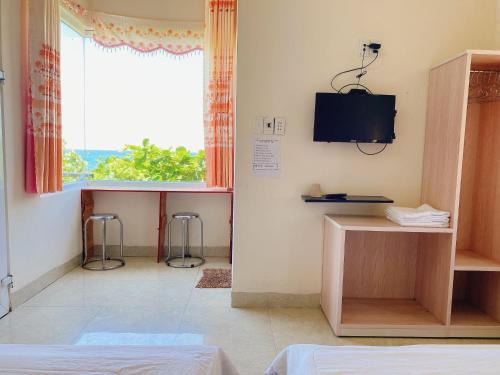 Ly Son Hotel | Discover Khách Sạn Hoàng Thông Lý Sơn with Ocean Views