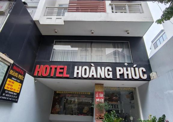 Binh Chanh Hotel | Family-Friendly Comfort at Khách Sạn Hoàng Phúc 2