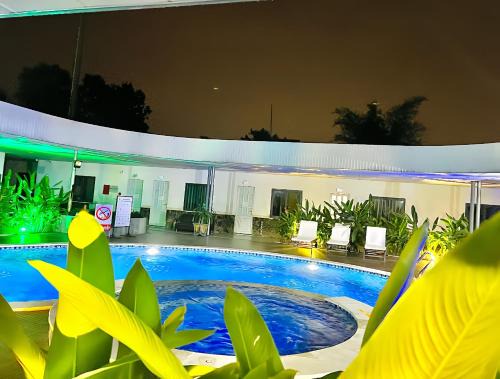Thu Dau Mot Hotel | Pet-Friendly Hotel Khang Điền 2 with Pool & Breakfast