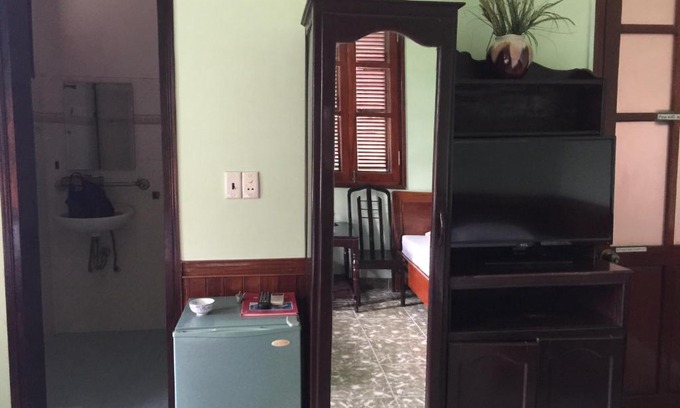 Dong Ha Hotel | Discover Comfort at Khách sạn Nam Đông - Family Friendly Stay