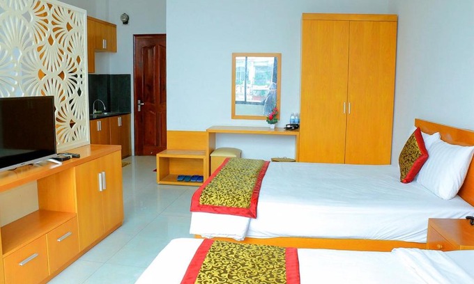 Phuoc Long Hotel | Discover Khách sạn Phố Ngọc: Oceanfront Escape & Spa