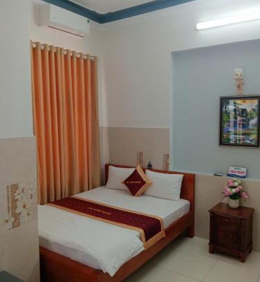 Binh Son Hotel | Cozy Khách sạn Thảo Trang with Breakfast & Family Amenities