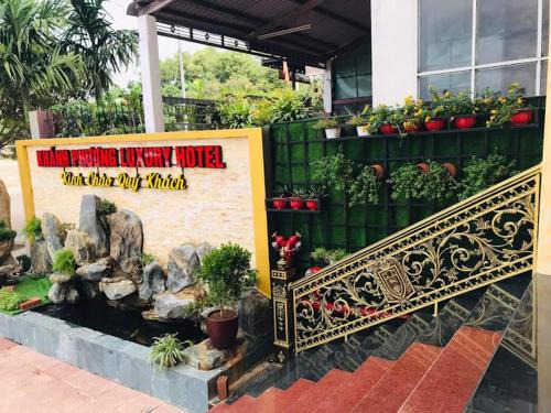 Khe Sanh Hotel | Kid-Friendly Retreat with Breakfast at Khánh Phương