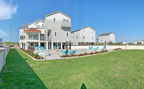 Kitty Hawk House | Experience Family Fun at Seventh Sun Hotel Getaway