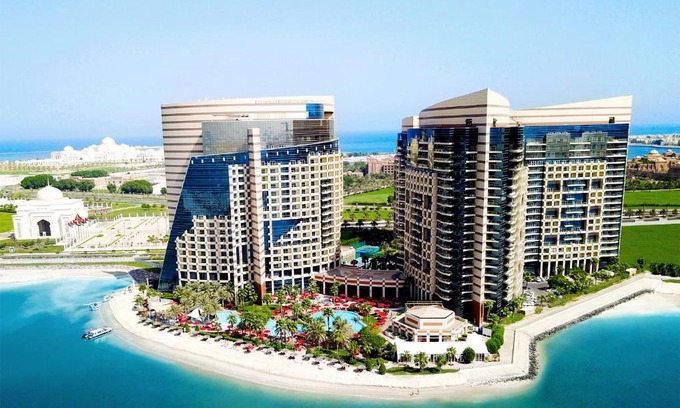 Abu Dhabi Resort | Khalidiya Palace Rayhaan by Rotana, Abu Dhabi