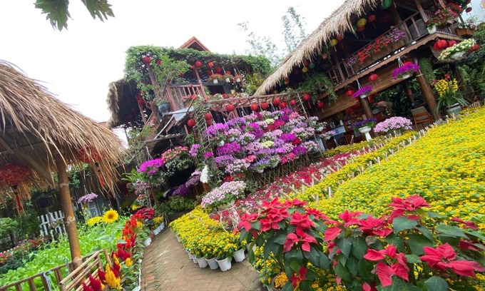 Hoi An Resort | Idyllic Khamy Riverside Villa: 10/10 Rated with Private Beach