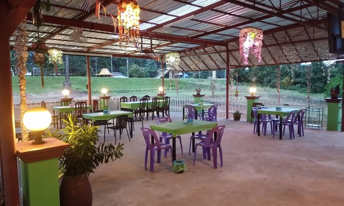 Khao Saming Hotel | Discover Khao Saming Paradise Resort with Family-Friendly Perks