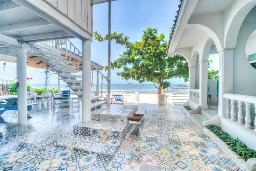 Khao Tao Cabin | Beachfront Khao Tao Lodge with Private Beach & Ocean Views