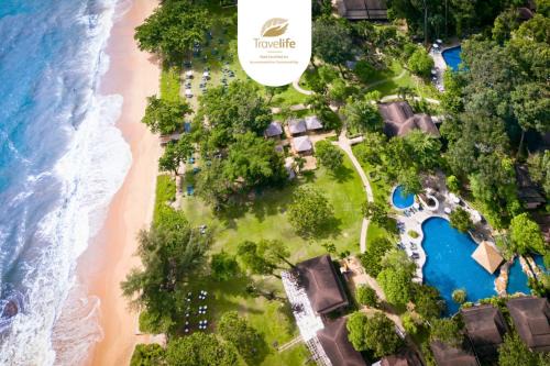 Khao Lak Resort | Impressive Khaolak Merlin Resort with Oceanfront Amenities