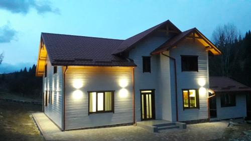 Snidavka House | Pet-Friendly Khata Lisnyka: Guest Rated 9.8/10 Stay