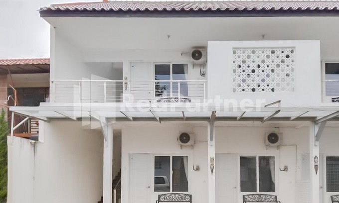Tasikmalaya Hotel | Budget-Friendly Khayrizsan Guest House with Family Amenities