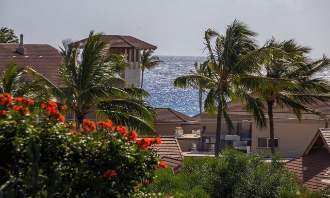 Poipu Condo | Kiahuna 331. Beautifully Furnished And Great Views. Central AC.
