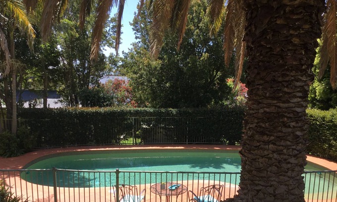 Kiama House | Kiama Guest House: Pool, Oceanfront Views & Family-Friendly
