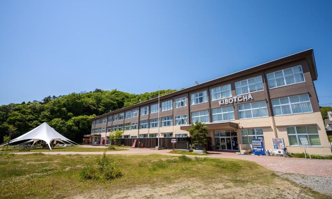 Higashimatsushima Hotel | Experience KIBOTCHA: Family & Pet-Friendly Getaway