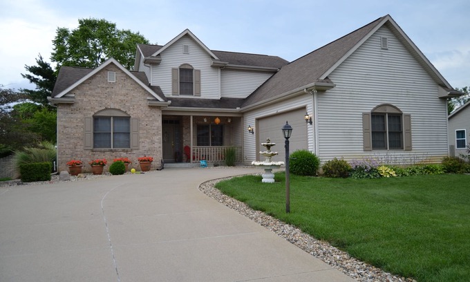 South Bend House | Family-Friendly Retreat Just 15 Minutes from Notre Dame