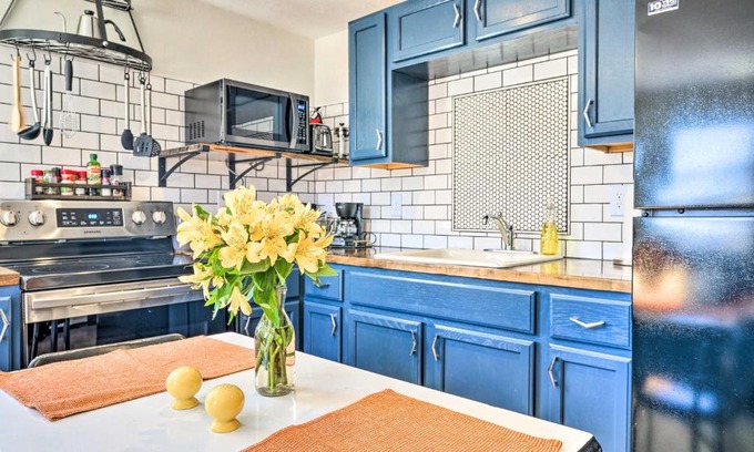 Fairfax House | Family-Friendly Retreat Just 8 Miles from Cedar Rapids