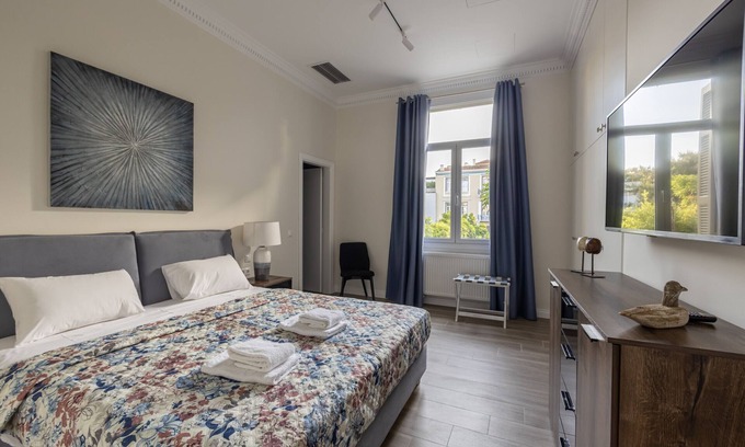 Plaka Apartment | Kidathinaion 3 (right)