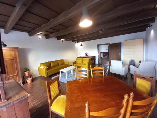 Spisska Bela Apartment | Outstanding Kiefer Residence: Pet-Friendly and Family Ready