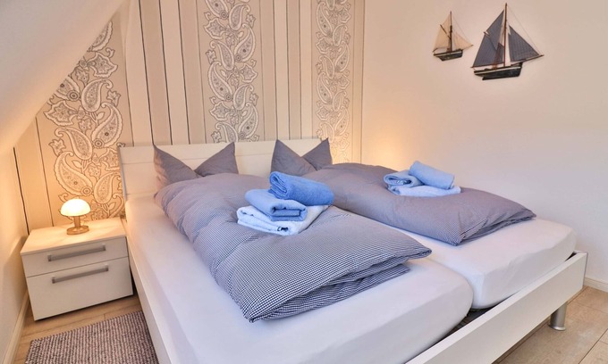 Langeoog Apartment | Top-Rated Kiek Rin Bi Kati - Family-Friendly Apartment