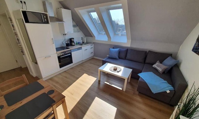 Russee - Hammer Apartment | Family-Friendly Kiel-Russee Apartment with CO2 Charging