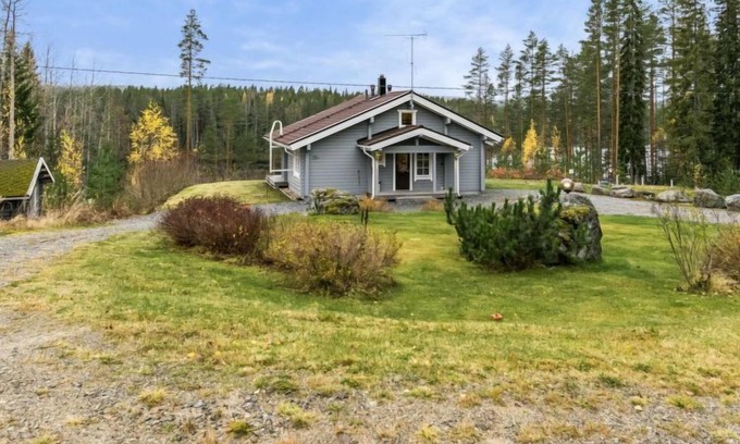 Heinavesi House | Experience Kielonkallio: Lake View Retreat with Spa Access