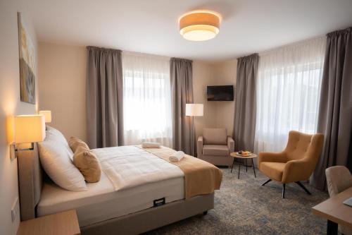 Miskolc-Tapolca Hotel | Oceanfront Kikelet Club Hotel: Guest Rated 9/10 Stay