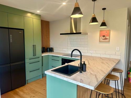 Saint Kilda House | Kilda Cottage - Close to beach