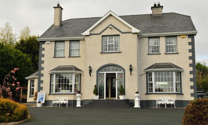 Letterkenny Bed & Breakfast | Guest Rated: 10/10 at Killererin House B&B - Family Friendly