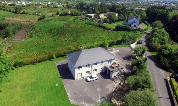 Letterkenny House | Kid-Friendly Kilmagner with a Perfect 10 Review Score