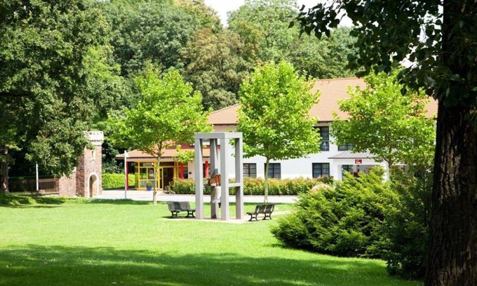 Altfranken Hotel | Kim Hotel Im Park: Family-Friendly Retreat with Spa & Dining