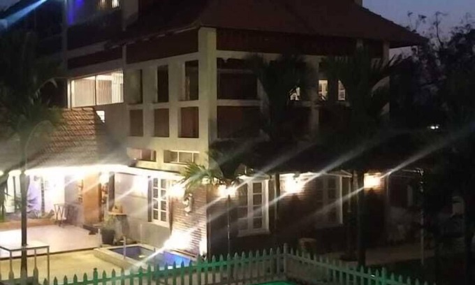 Kunigal Hotel | Discover Kimberly By Jade: Poolside Retreats Await You