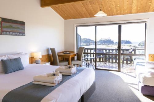 Kaiteriteri Hotel | Eco-Friendly Escape at Kimi Ora Eco Resort - Rated 9/10