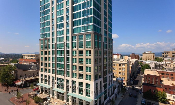 Downtown Asheville Hotel | Explore Kimpton Hotel Arras: Pet-Friendly & Rated 9.3/10
