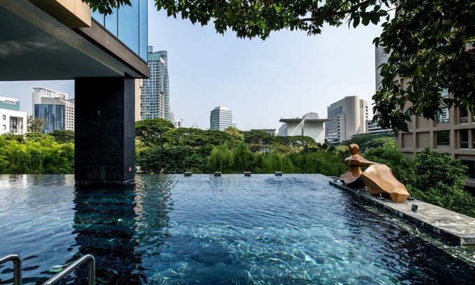 Chidlom Hotel | Experience Kimpton Maa-Lai Bangkok with Pool & Spa Access