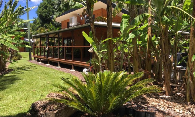 Kin Kin House | Guest Rated 10/10 at Kin Kin Cottage Retreat