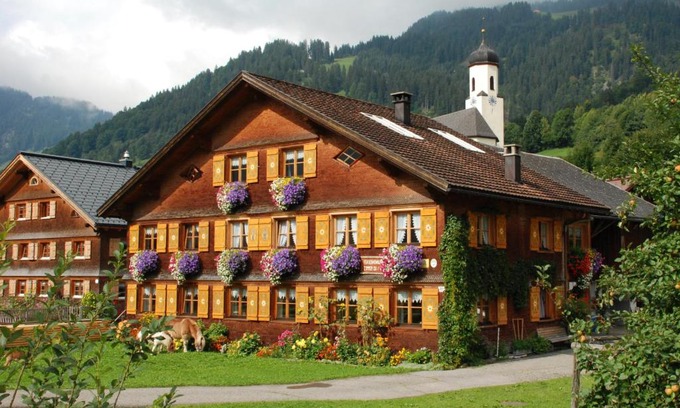 Schoppernau House | Family-Friendly Kinderbauernhof with Perfect 10/10 Rating
