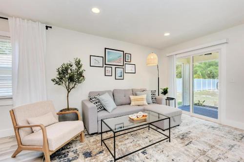 Bay Acres House | Relaxing King Bed & Patio Retreat, Steps from the Beach