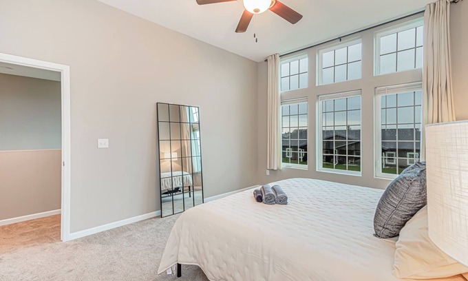 Fargo House | King Beds x 2 I 3 min to Scheels Arena I Hi-Chair