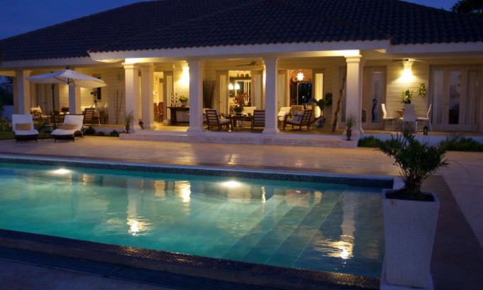 La Mulata Villa | Exquisite King Of The Hill Villa with Infinity Pool & Views